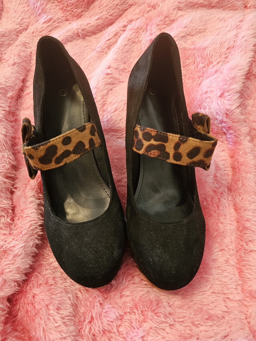 Black Pinup Platform Mary Jane Heels with Leopard Strap W9.5